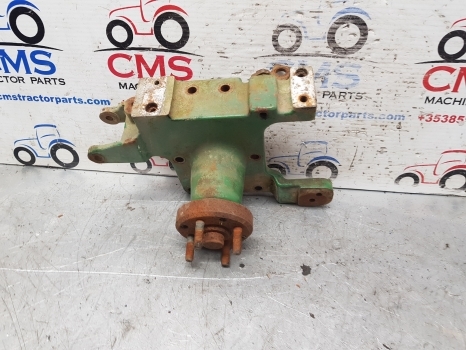 John Deere 6010, Se6010 Series 6610 Fan Support Bracket L111294 - Puhur - Traktor: pilt 2 John Deere 6010, Se6010 Series 6610 Fan Support Bracket L111294 - Puhur - Traktor: pilt 2