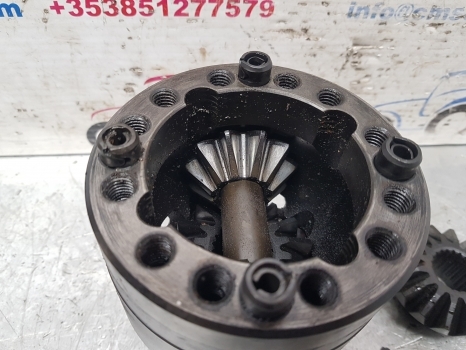John Deere 6300, 6400 Zf Apl2035 Front Axle Differential L100149, 4131302074 - Diferentsiaalvarustus - Traktor: pilt 4 John Deere 6300, 6400 Zf Apl2035 Front Axle Differential L100149, 4131302074 - Diferentsiaalvarustus - Traktor: pilt 4