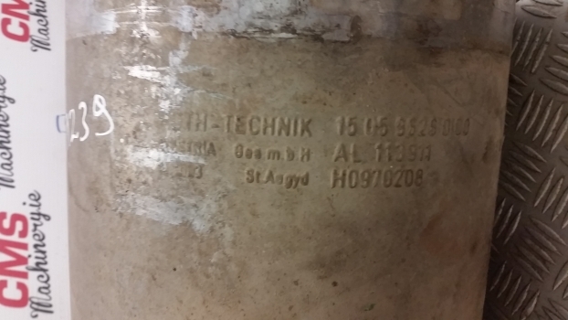 John Deere 6510, 6610, 6810, 6910 Muffler Al113911 - Summuti - Traktor: pilt 3 John Deere 6510, 6610, 6810, 6910 Muffler Al113911 - Summuti - Traktor: pilt 3