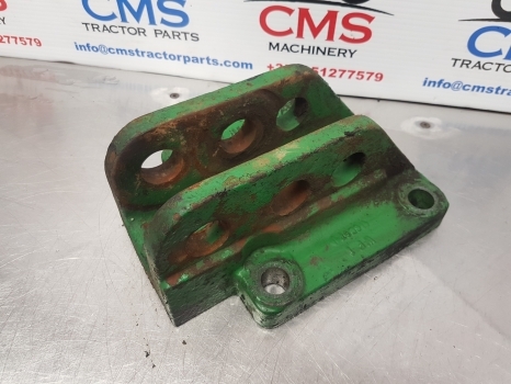 John Deere 6820, 6140j, 6800, 6900, 6910 Top Link Bracket R111555 - Raam/ Konstruktsioon - Põllutööseade: pilt 5 John Deere 6820, 6140j, 6800, 6900, 6910 Top Link Bracket R111555 - Raam/ Konstruktsioon - Põllutööseade: pilt 5