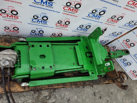 John Deere 6m, 6mc, 6r Series 6135r Pick Up Hitch Assy Al229595, Al220950 - Raam/ Konstruktsioon: pilt 4 John Deere 6m, 6mc, 6r Series 6135r Pick Up Hitch Assy Al229595, Al220950 - Raam/ Konstruktsioon: pilt 4