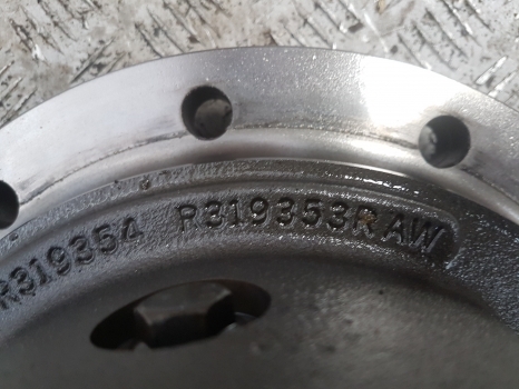John Deere 6r Series 6210r Rear Axle Differential R341229, R560061, R319352 - Diferentsiaalvarustus - Traktor: pilt 4 John Deere 6r Series 6210r Rear Axle Differential R341229, R560061, R319352 - Diferentsiaalvarustus - Traktor: pilt 4