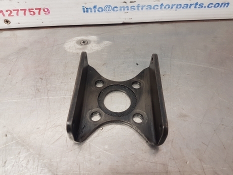 Lamboghini 1056, R714, R724, R584 Fuel Pump Support 0.041.1615.0, 0.053.1615.0 - Kütusepump - Traktor: pilt 3 Lamboghini 1056, R714, R724, R584 Fuel Pump Support 0.041.1615.0, 0.053.1615.0 - Kütusepump - Traktor: pilt 3
