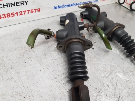 Lamborghini 1106 Same Brake Master Cylinder Pump Pair 0.257.6638.4/10, 1408811 - Piduriosad - Traktor: pilt 3 Lamborghini 1106 Same Brake Master Cylinder Pump Pair 0.257.6638.4/10, 1408811 - Piduriosad - Traktor: pilt 3