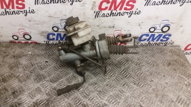 Landini Mythos Series 115 Brake Master Cylinders Kit 3666220m91 - Pidurisilinder - Traktor: pilt 1 Landini Mythos Series 115 Brake Master Cylinders Kit 3666220m91 - Pidurisilinder - Traktor: pilt 1