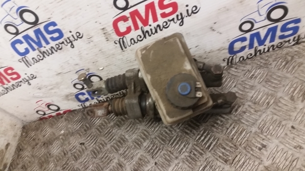 Landini Mythos Series 115 Brake Master Cylinders Kit 3666220m91 - Pidurisilinder - Traktor: pilt 5 Landini Mythos Series 115 Brake Master Cylinders Kit 3666220m91 - Pidurisilinder - Traktor: pilt 5