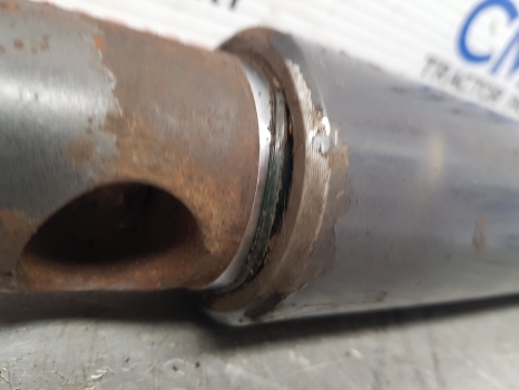 Landini Vision 105 Lift Assist Cylinder Ram Parts 3186443m91, 3314679m1 - Hüdrauliline silinder - Traktor: pilt 4 Landini Vision 105 Lift Assist Cylinder Ram Parts 3186443m91, 3314679m1 - Hüdrauliline silinder - Traktor: pilt 4