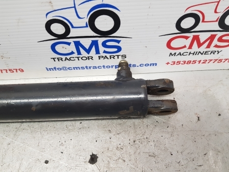 Landini Vision 105 Lift Assist Cylinder Ram Parts 3186443m91, 3314679m1 - Hüdrauliline silinder - Traktor: pilt 3 Landini Vision 105 Lift Assist Cylinder Ram Parts 3186443m91, 3314679m1 - Hüdrauliline silinder - Traktor: pilt 3
