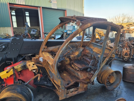 Manitou Mlt 630-115 Front, Rear Axle, Engine, Transmission, Lift, Boom Parts - Mootor ja varuosad: pilt 4 Manitou Mlt 630-115 Front, Rear Axle, Engine, Transmission, Lift, Boom Parts - Mootor ja varuosad: pilt 4