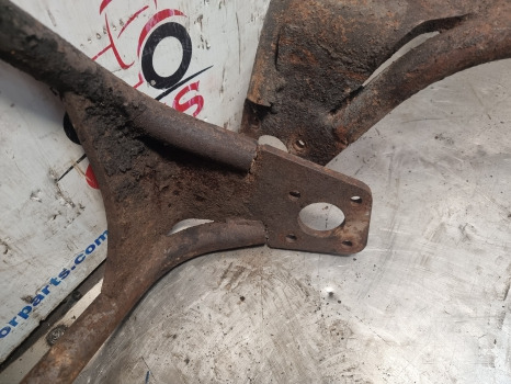 Manitou Mlt 634-120, 630, 634, 731, Front Mudguard Bracket Kit 237487, 237488 - Poritiib: pilt 4 Manitou Mlt 634-120, 630, 634, 731, Front Mudguard Bracket Kit 237487, 237488 - Poritiib: pilt 4