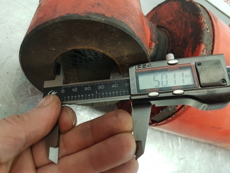 Manitou Mrt 2540, 2150, Mrt-x2150 Stabiliser Tilt Cylinder 569635 - Hüdrauliline silinder - Teleskooplaadur: pilt 4 Manitou Mrt 2540, 2150, Mrt-x2150 Stabiliser Tilt Cylinder 569635 - Hüdrauliline silinder - Teleskooplaadur: pilt 4