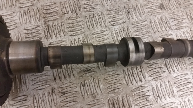 Massey Ferguson 135, 140, 150, Ad3.152 Camshaft And Gear 31415261, 0410241 - Nukkvõll - Traktor: pilt 5 Massey Ferguson 135, 140, 150, Ad3.152 Camshaft And Gear 31415261, 0410241 - Nukkvõll - Traktor: pilt 5
