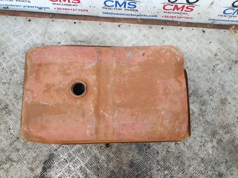 Massey Ferguson 135 Original Fuel Tank 897401m91, 897390m91, 897390m91 - Kütusepaak - Traktor: pilt 2 Massey Ferguson 135 Original Fuel Tank 897401m91, 897390m91, 897390m91 - Kütusepaak - Traktor: pilt 2