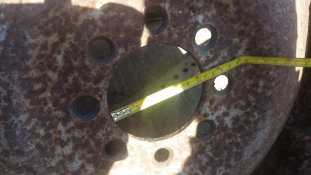 Massey Ferguson 135 Rear Wheel And Tyre 12.4/11-28. 1please Check By The Photos - Komplektne ratas - Traktor: pilt 4 Massey Ferguson 135 Rear Wheel And Tyre 12.4/11-28. 1please Check By The Photos - Komplektne ratas - Traktor: pilt 4