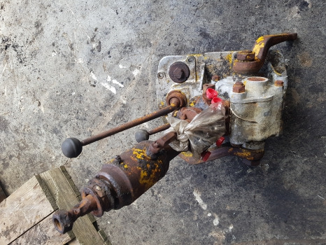 Massey Ferguson 205, 30 Power Steering Box Assy - Juhtimine: pilt 5 Massey Ferguson 205, 30 Power Steering Box Assy - Juhtimine: pilt 5