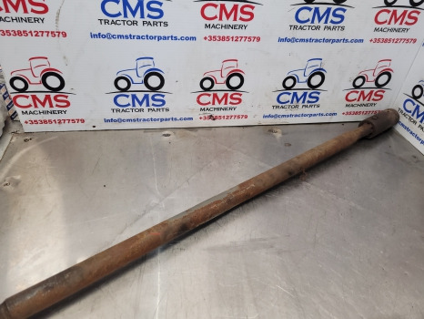 Massey Ferguson 275, 290 Front Axle Propeller Drive Shaft 1683836m1, 1683341m1 - Esitelg: pilt 1 Massey Ferguson 275, 290 Front Axle Propeller Drive Shaft 1683836m1, 1683341m1 - Esitelg: pilt 1