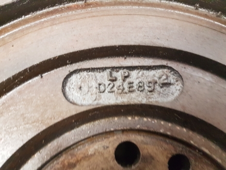 Massey Ferguson 290, 265, 275, 4225 Engine Flywheel 3819666m91, 31216360-2 - Pöördratas - Traktor: pilt 2 Massey Ferguson 290, 265, 275, 4225 Engine Flywheel 3819666m91, 31216360-2 - Pöördratas - Traktor: pilt 2