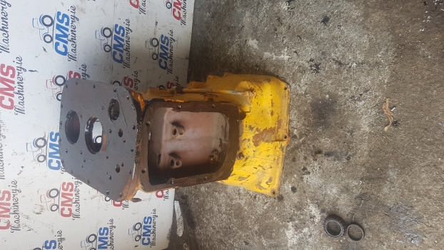 Massey Ferguson 50b Transmission Gearbox Housing 52380m2 - Käigukast: pilt 1 Massey Ferguson 50b Transmission Gearbox Housing 52380m2 - Käigukast: pilt 1