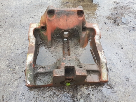 Massey Ferguson 50h, 50hx, Front Axle Casting 3510463m1 - Esitelg - Ekskavaator-laadur: pilt 2 Massey Ferguson 50h, 50hx, Front Axle Casting 3510463m1 - Esitelg - Ekskavaator-laadur: pilt 2