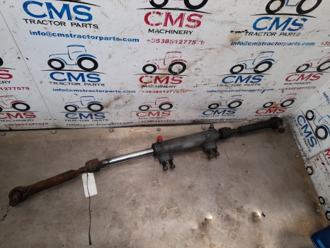 Massey Ferguson 5455 Front Axle Steering Cylinder 7302464901, 7302464903 - Juhtimine: pilt 1 Massey Ferguson 5455 Front Axle Steering Cylinder 7302464901, 7302464903 - Juhtimine: pilt 1