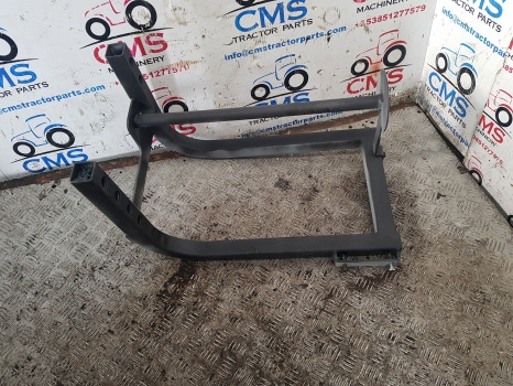 Massey Ferguson 5612, 5613, 5611, 5712 Fuel Tank Support Bracket Lhs 4356814m91 - Kütusepaak: pilt 3 Massey Ferguson 5612, 5613, 5611, 5712 Fuel Tank Support Bracket Lhs 4356814m91 - Kütusepaak: pilt 3