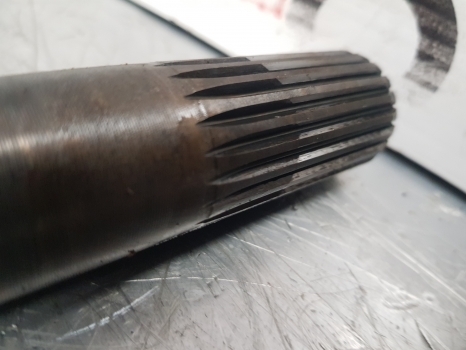 Massey Ferguson 6100, 6200 Series 6160 Pto Drive Shaft 3790264m2, 3790264m1 - Veovõll - Traktor: pilt 3 Massey Ferguson 6100, 6200 Series 6160 Pto Drive Shaft 3790264m2, 3790264m1 - Veovõll - Traktor: pilt 3