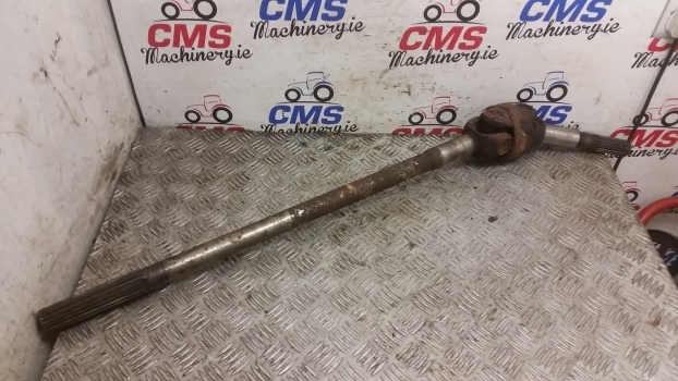 Massey Ferguson 6150, 6160 Front Axle Drive Shaft Left 3764047m91 - Veovõll - Traktor: pilt 1 Massey Ferguson 6150, 6160 Front Axle Drive Shaft Left 3764047m91 - Veovõll - Traktor: pilt 1