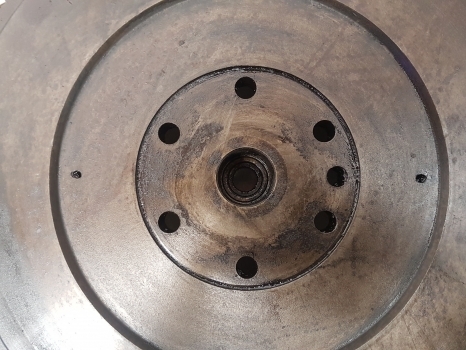 Massey Ferguson 65 Mk1 Engine Flywheel Mf65 - Pöördratas - Traktor: pilt 3 Massey Ferguson 65 Mk1 Engine Flywheel Mf65 - Pöördratas - Traktor: pilt 3