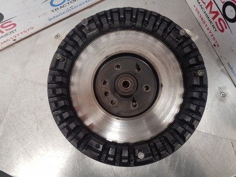 Massey Ferguson 65 Mk1 Engine Flywheel Mf65 - Pöördratas - Traktor: pilt 5 Massey Ferguson 65 Mk1 Engine Flywheel Mf65 - Pöördratas - Traktor: pilt 5