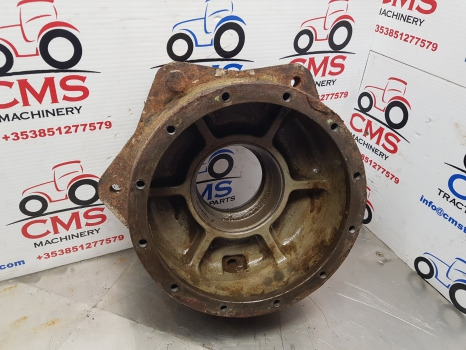 Massey Ferguson 690, 590, 699, 698 Front Axle Hub Bolt Plate 1423784m3, 1423784 - Esitelg: pilt 1 Massey Ferguson 690, 590, 699, 698 Front Axle Hub Bolt Plate 1423784m3, 1423784 - Esitelg: pilt 1