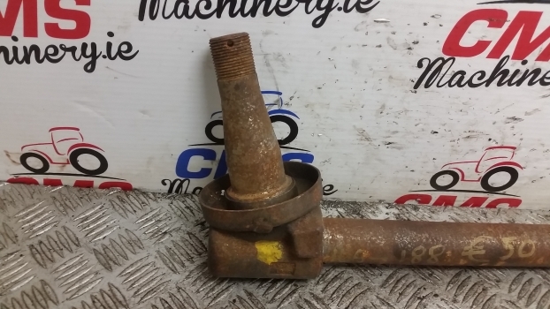 Massey Ferguson Steering Spindle 100, 200, 500, 600 Series 897475m96 897475m95 - Käändtelg - Traktor: pilt 3 Massey Ferguson Steering Spindle 100, 200, 500, 600 Series 897475m96 897475m95 - Käändtelg - Traktor: pilt 3