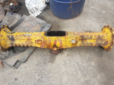 Matbro Carraro 28.14 131779 Axle Body, Housing 131641, 11147 - Telg ja varuosad - Põllutööseade: pilt 1 Matbro Carraro 28.14 131779 Axle Body, Housing 131641, 11147 - Telg ja varuosad - Põllutööseade: pilt 1