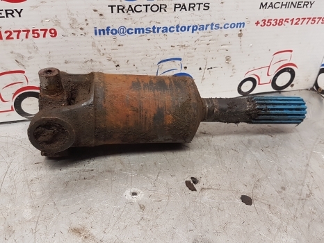 Matbro Terex T252 Tr 250 Axle Drive Shaft - Veovõll - Teleskooplaadur: pilt 2 Matbro Terex T252 Tr 250 Axle Drive Shaft - Veovõll - Teleskooplaadur: pilt 2