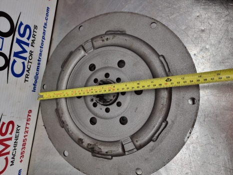 Mccormick Mc100, Mc, Perkins 1004-4t, Clutch Torsion Damper 440444a1 - Siduriketas - Põllutööseade: pilt 5 Mccormick Mc100, Mc, Perkins 1004-4t, Clutch Torsion Damper 440444a1 - Siduriketas - Põllutööseade: pilt 5