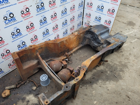 Mccormick X7, Xtx, Mtx Landini X7, Xtx165 Main Chassis Frame 4220863m8, 6673976a3 - Kabiin: pilt 2 Mccormick X7, Xtx, Mtx Landini X7, Xtx165 Main Chassis Frame 4220863m8, 6673976a3 - Kabiin: pilt 2