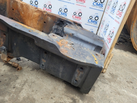 Mccormick X7, Xtx, Mtx Landini X7, Xtx165 Main Chassis Frame 4220863m8, 6673976a3 - Kabiin: pilt 5 Mccormick X7, Xtx, Mtx Landini X7, Xtx165 Main Chassis Frame 4220863m8, 6673976a3 - Kabiin: pilt 5