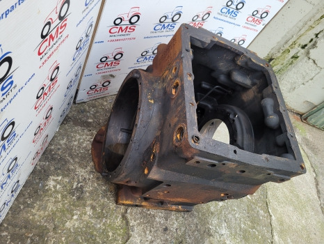 Mccormick Xtx 145, 165 Landini X7-145, X7-185 Rear Axle Centre Housing 709613a2 - Tagatelg: pilt 5 Mccormick Xtx 145, 165 Landini X7-145, X7-185 Rear Axle Centre Housing 709613a2 - Tagatelg: pilt 5