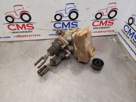 Fiat F Series F120, F130, F140 Brake Master Cylinder 5145630, 5145631, 82003369 - Muu seadmestik: pilt 1 Fiat F Series F120, F130, F140 Brake Master Cylinder 5145630, 5145631, 82003369 - Muu seadmestik: pilt 1