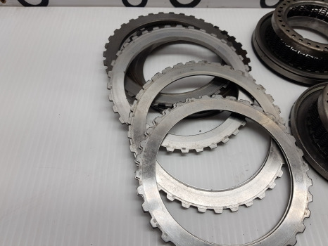 Ford New Holland 40 Series,ts,8240 Transmission Clutch Plate, Friction Disc Kit - Muu seadmestik: pilt 2 Ford New Holland 40 Series,ts,8240 Transmission Clutch Plate, Friction Disc Kit - Muu seadmestik: pilt 2