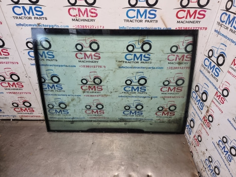 Aken ja varuosad New Holand Tl100, Tl, 35, T5000 Series, Fiat L, Front Windscreen 82002183: pilt 1