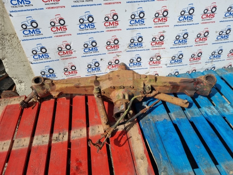 New Holland 40, Tl, Tla Fiat L 3365 Front Axle Housing And Differential 5164327 - Esitelg: pilt 1 New Holland 40, Tl, Tla Fiat L 3365 Front Axle Housing And Differential 5164327 - Esitelg: pilt 1