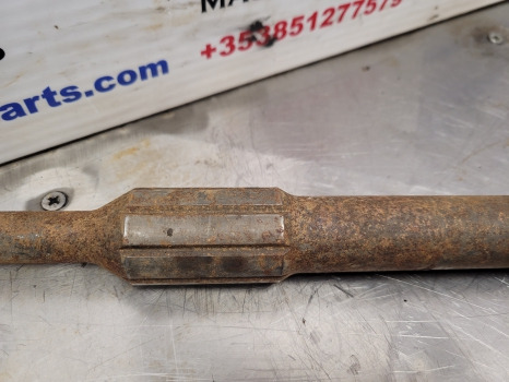 New Holland, Case Assorted Front Pto Drive Shaft 824, L824 Mm - Jõuülekanne: pilt 3 New Holland, Case Assorted Front Pto Drive Shaft 824, L824 Mm - Jõuülekanne: pilt 3
