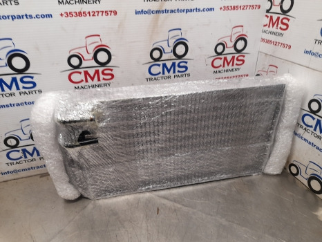 New Holland Case Fiat Ford Tm, Mxm, 60, M Transmission Oil Cooler 82000903 - Radiaator: pilt 1 New Holland Case Fiat Ford Tm, Mxm, 60, M Transmission Oil Cooler 82000903 - Radiaator: pilt 1