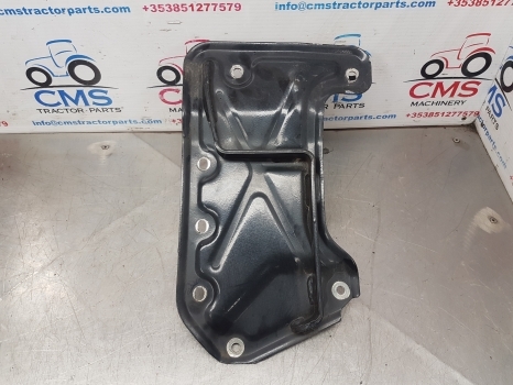 New Holland Case T5.95, T5.75, Case Farmall Series Muffler Bracket Lhs 84529547 - Summuti - Traktor: pilt 1 New Holland Case T5.95, T5.75, Case Farmall Series Muffler Bracket Lhs 84529547 - Summuti - Traktor: pilt 1