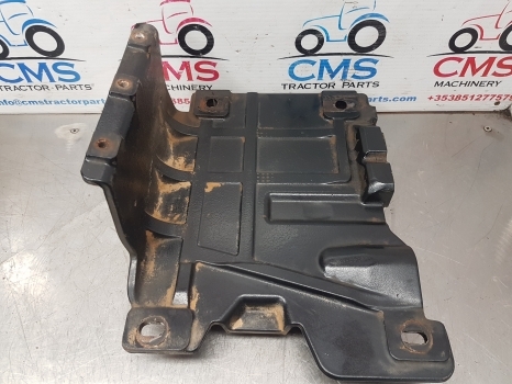 New Holland Case T5.95, T5.75, T5.115 Muffler Support 84600908, 84528662 - Summuti - Traktor: pilt 3 New Holland Case T5.95, T5.75, T5.115 Muffler Support 84600908, 84528662 - Summuti - Traktor: pilt 3