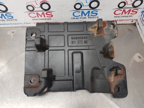 New Holland Case T5.95, T5.75, T5.115 Muffler Support 84600908, 84528662 - Summuti - Traktor: pilt 1 New Holland Case T5.95, T5.75, T5.115 Muffler Support 84600908, 84528662 - Summuti - Traktor: pilt 1