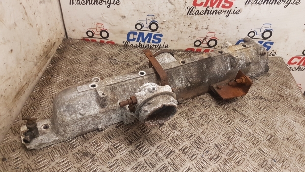 New Holland Case Tm, Mxm, Tm130, Tm120 Engine Intake Manifold 87803273, 87802766 - Sisselaskekollektor - Traktor: pilt 1 New Holland Case Tm, Mxm, Tm130, Tm120 Engine Intake Manifold 87803273, 87802766 - Sisselaskekollektor - Traktor: pilt 1