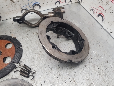 Pidurikettad - Teleskooplaadur New Holland Lm435a Dana Spicer Brake Actuator Disc Kit 112.07.610.02;  85813919: pilt 8