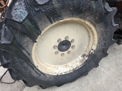 New Holland T4.90v, T4.100v, T4.80v, T4.110v Rear Wheel Rim 320/85r24 - Velg - Põllutööseade: pilt 1 New Holland T4.90v, T4.100v, T4.80v, T4.110v Rear Wheel Rim 320/85r24 - Velg - Põllutööseade: pilt 1