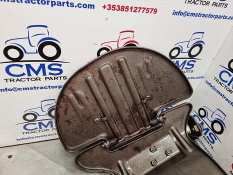 New Holland T5.120, T4, T5 Series Driver Passenger Seat, Frame 48107211 - Iste - Põllutööseade: pilt 3 New Holland T5.120, T4, T5 Series Driver Passenger Seat, Frame 48107211 - Iste - Põllutööseade: pilt 3